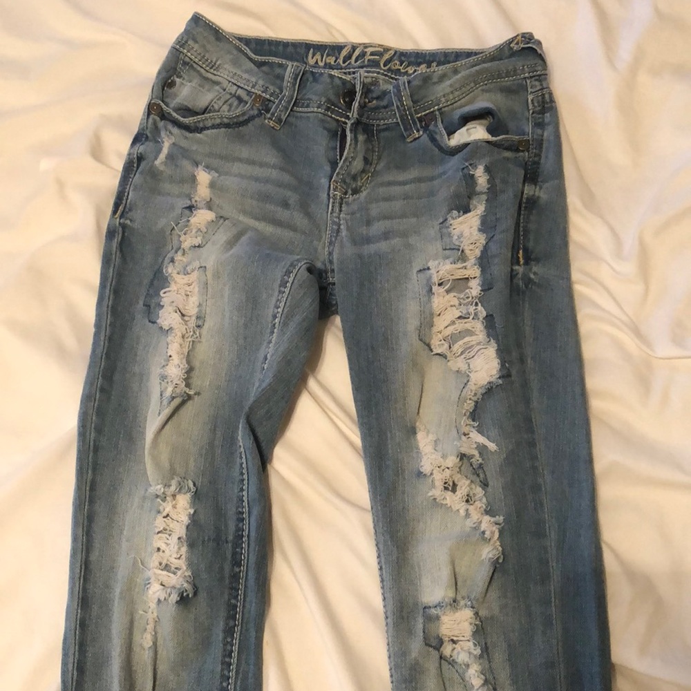 Skinny distressed jeans